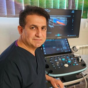 متخصص تصویربرداری (رادیولوژی) دکتر حمیدرضا صالحی