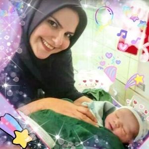 متخصص زنان و زایمان دکتر پریسا کشتکاران